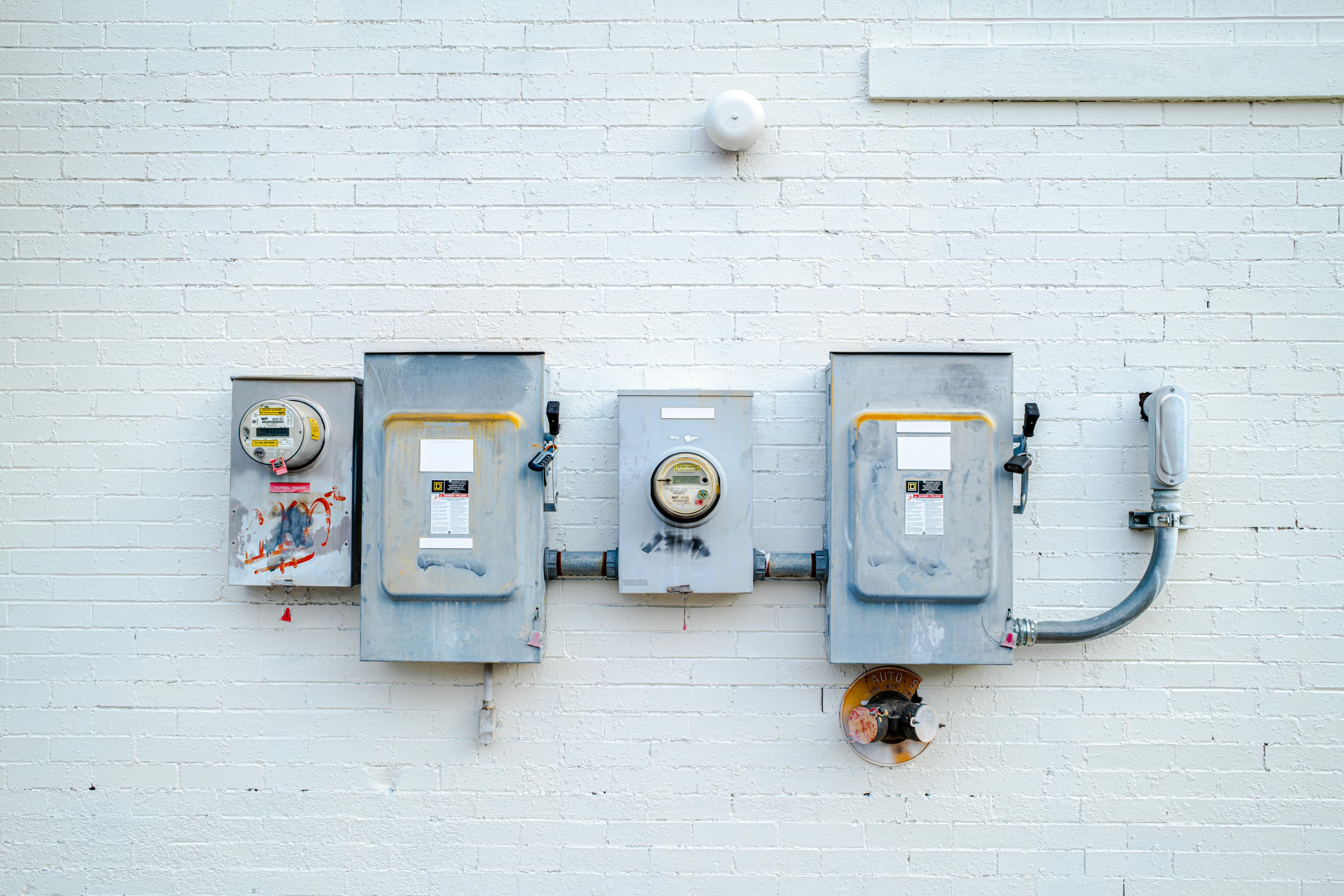 Electrical work by Voltline
